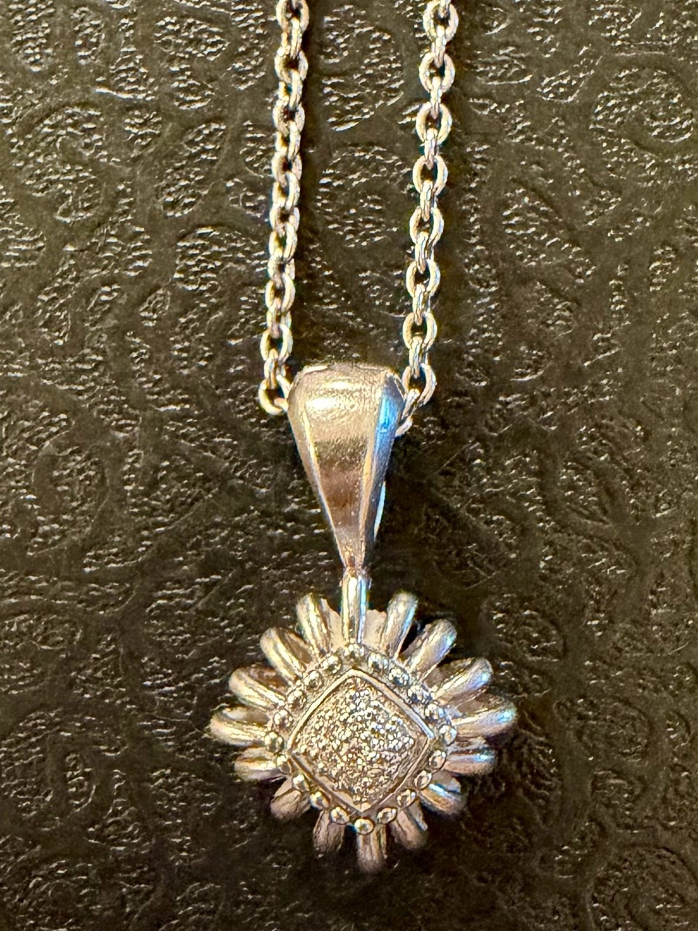 LAGOS Lagos Pret A Porter Sterling Silver Diamond Daisy Pendant